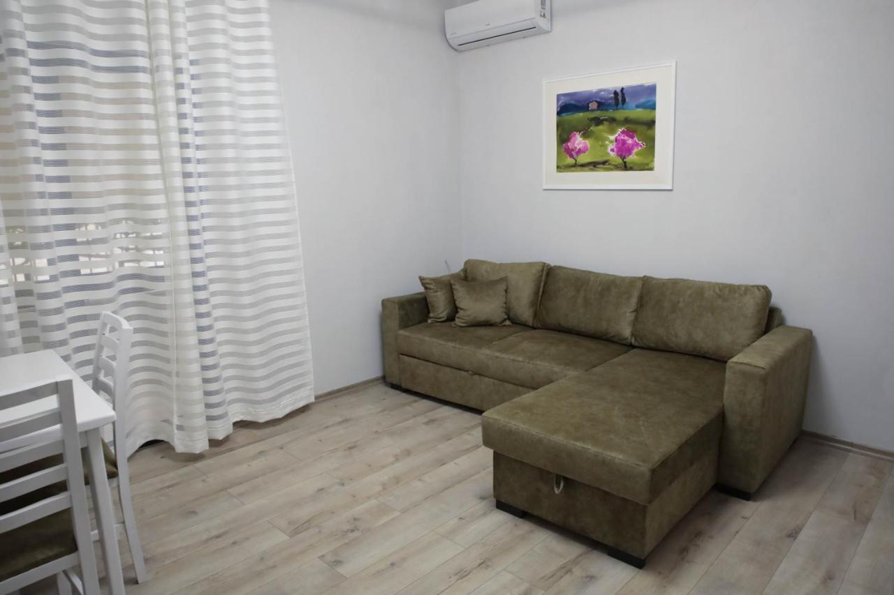 Angelx Apartments Tirana Esterno foto